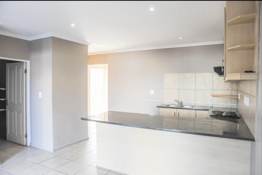 3 Bedroom Property for Sale in Villa Diamante Western Cape